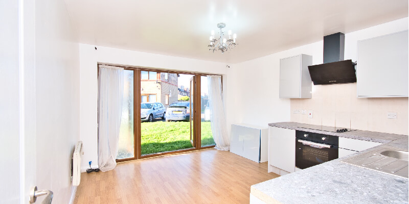 Bi Fold Door To Kitchen